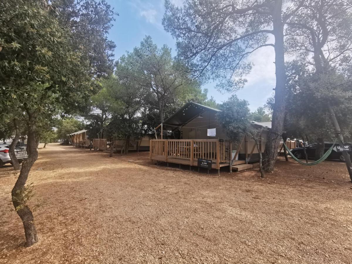 Glamping Beach Soline Биоград-на-Мору Экстерьер фото