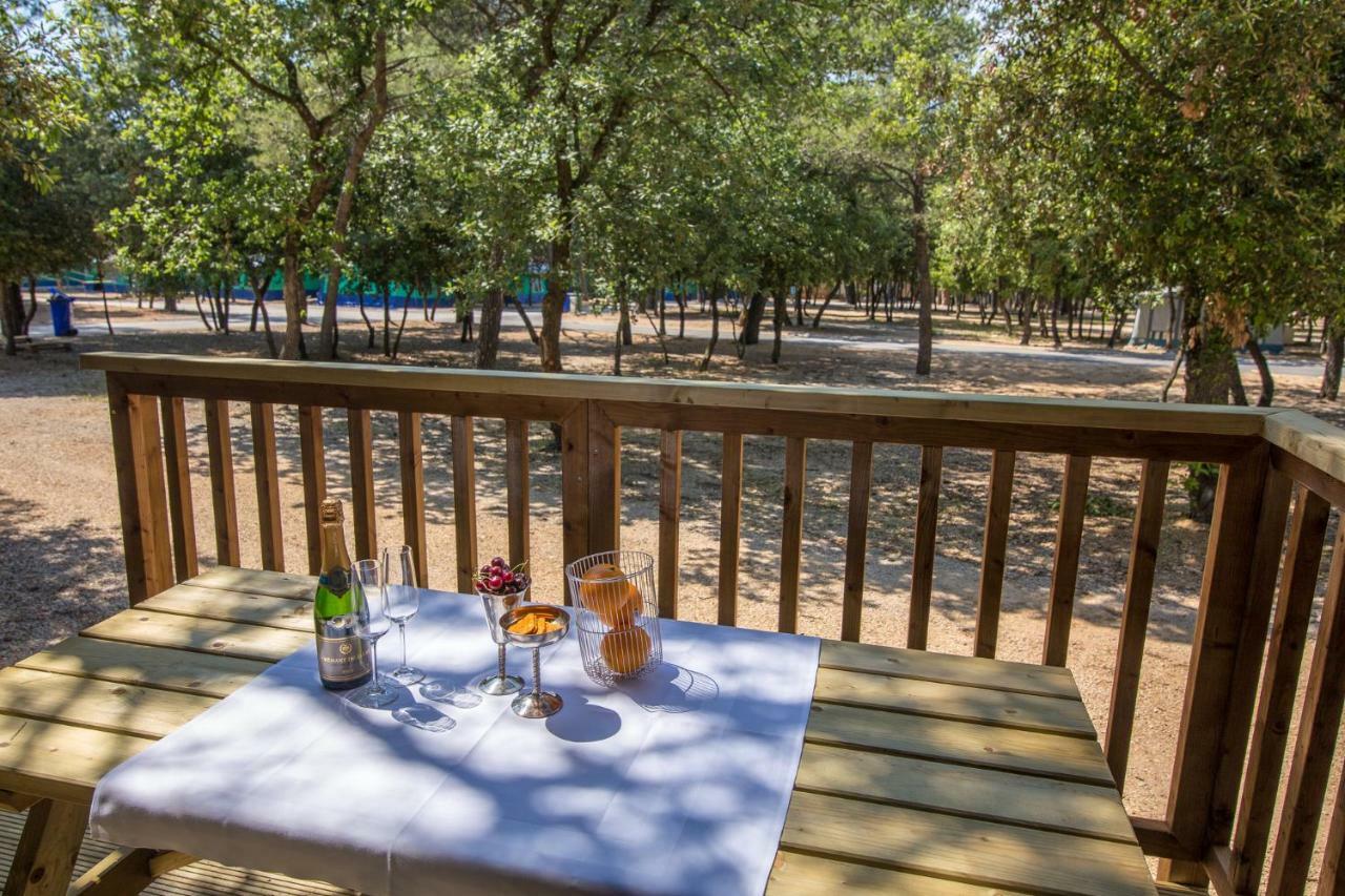 Glamping Beach Soline Биоград-на-Мору Экстерьер фото